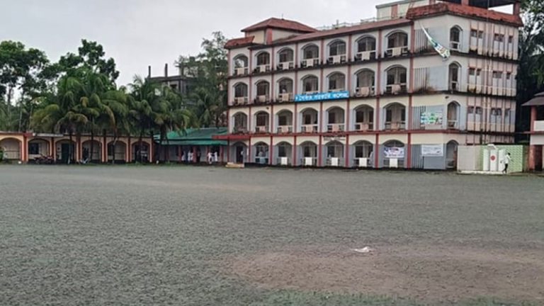 অতিবৃষ্টি ও জলাবদ্ধতা, নোয়াখালীর সব প্রাথমিক বিদ্যালয়ে ক্লাস বন্ধ